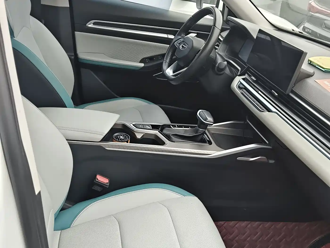 GEELY AUTOMOBILE EMGRAND