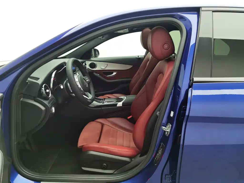 Фото 10 - Mercedes-Benz C-Class