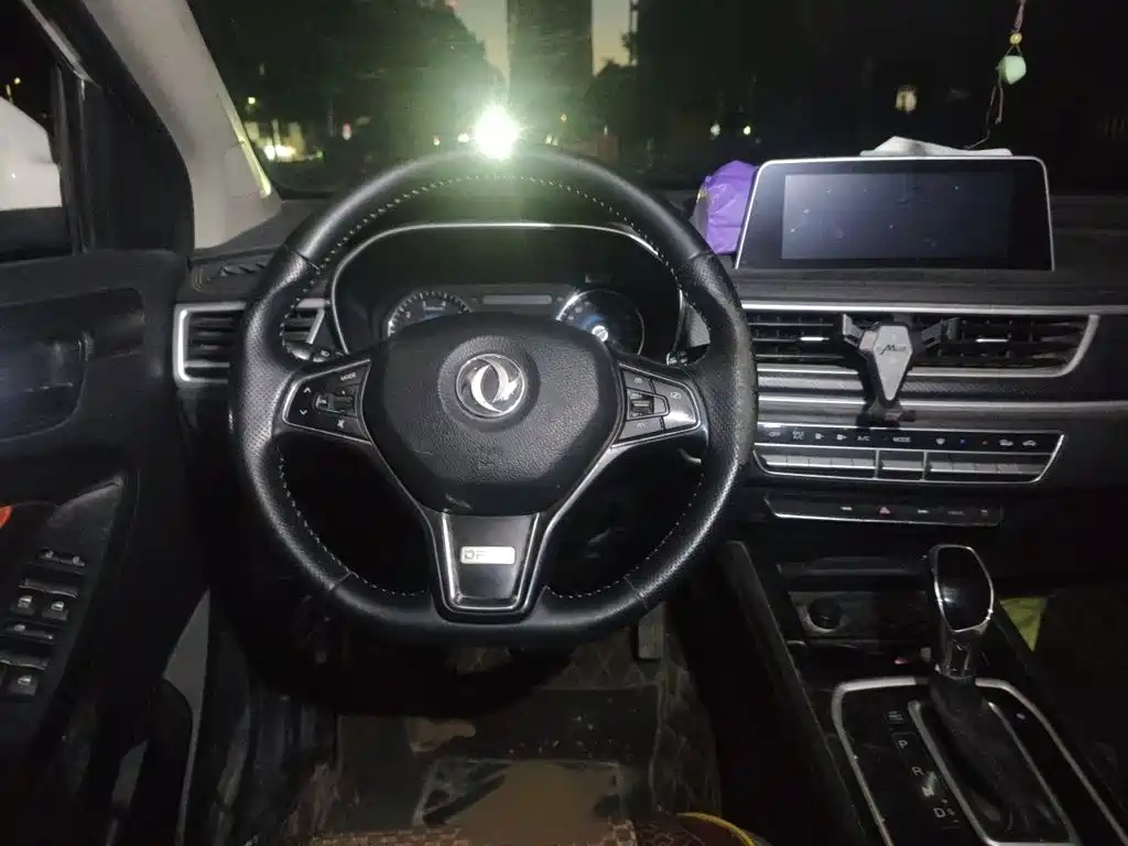 Dongfeng Fengguang Fengguang 580 2020 2021 ☆Star Edition 1.5T Automatic Luxury