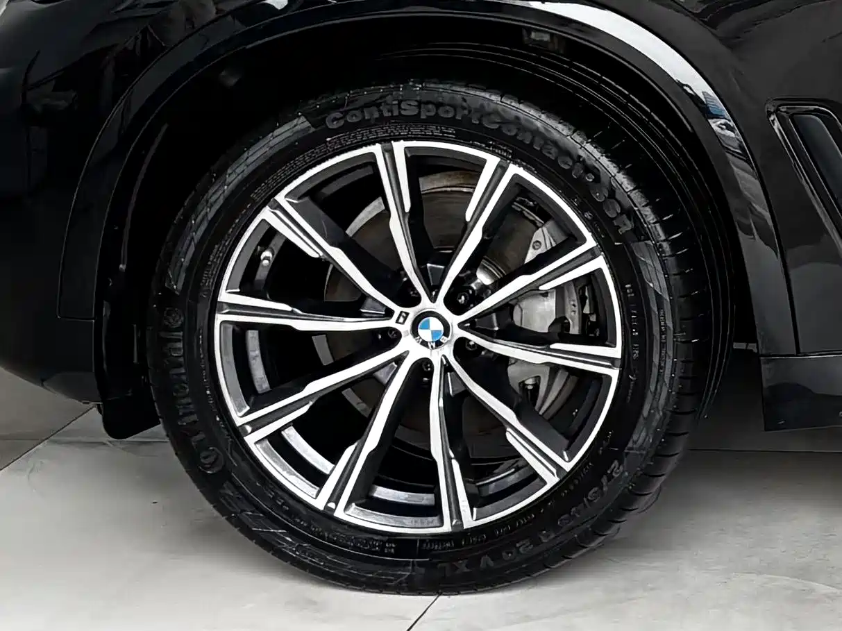 BMW X5 (Import) 2020 xDrive40i M Sport Package фото 30