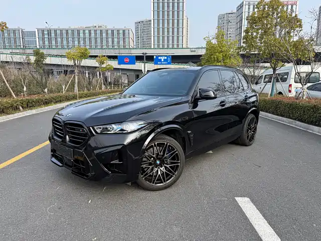bmw x5m