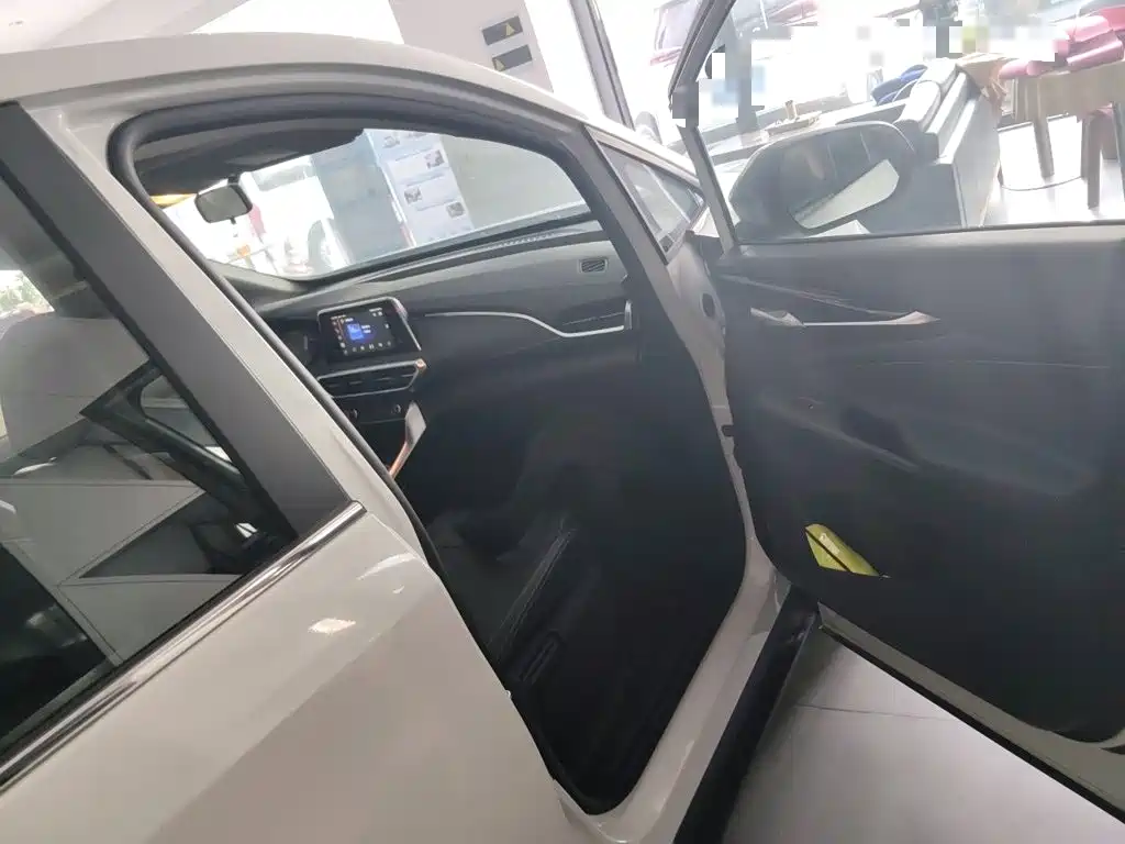 Maxus Dajia 5 2025 2022 1.3T PLUG IN Joy Edition (7-seater)