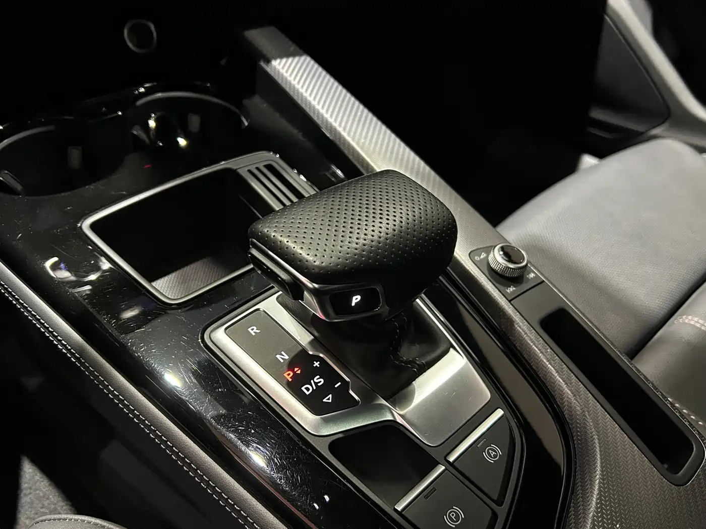 Audi A4L 2024 40 TFSI quattro RS Kit Speed Edition фото 5