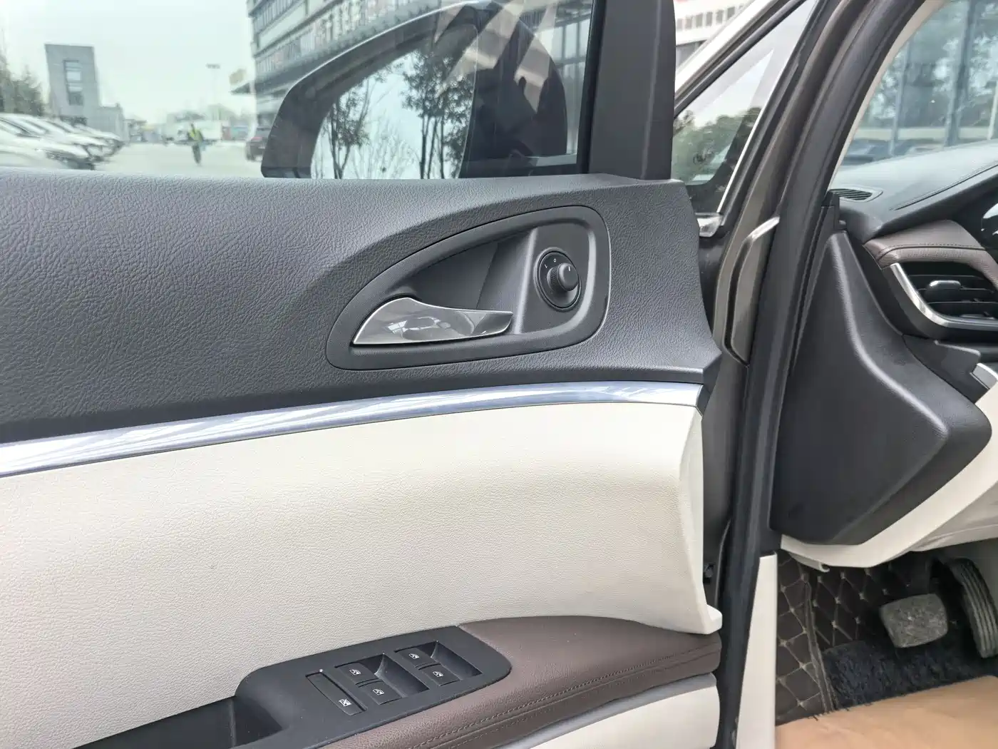 Buick GL8 2020 Model Land Business Class 652T Luxury фото 13