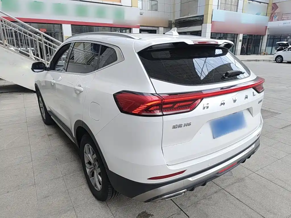 Photo 5 - Haval H6