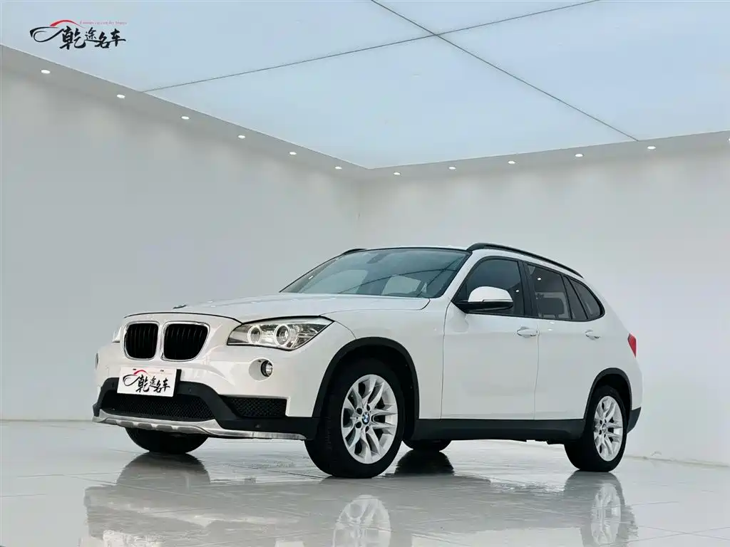 BMW X1 2015 Model sDrive18i Fashion Advanced Edition