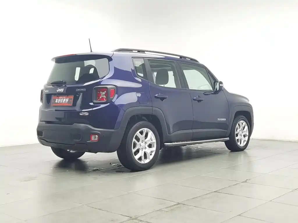 Фото 2 - Jeep Renegade