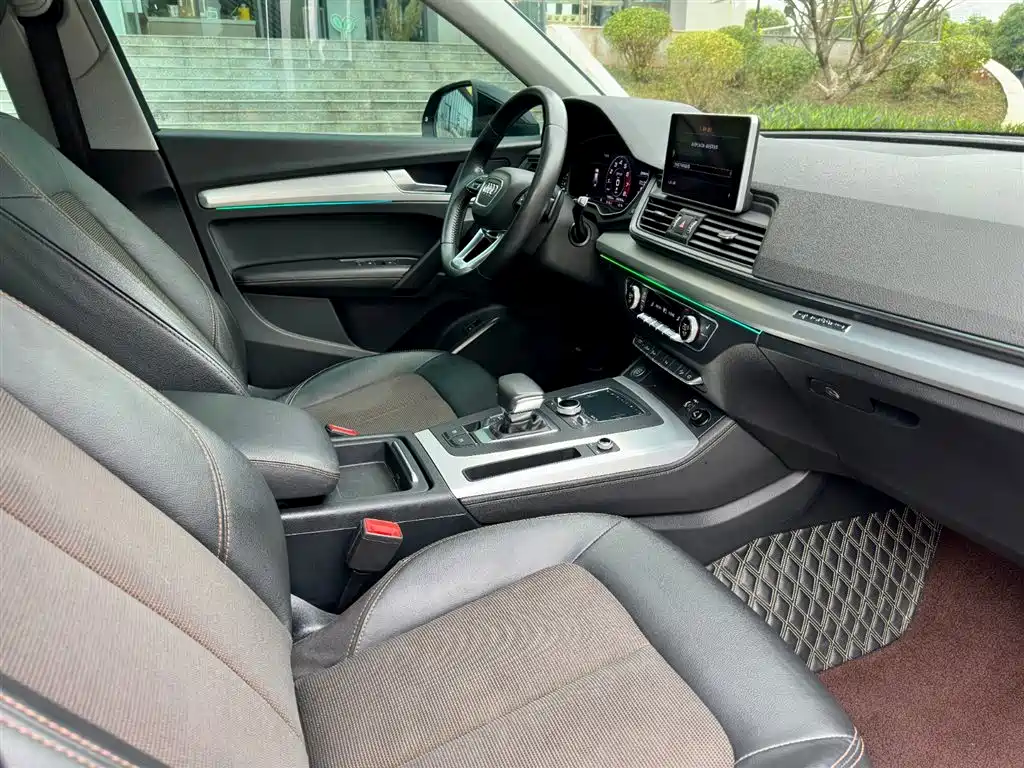 Audi Q5L 2018 40 TFSI Prestige Fashion (China V) фото 12
