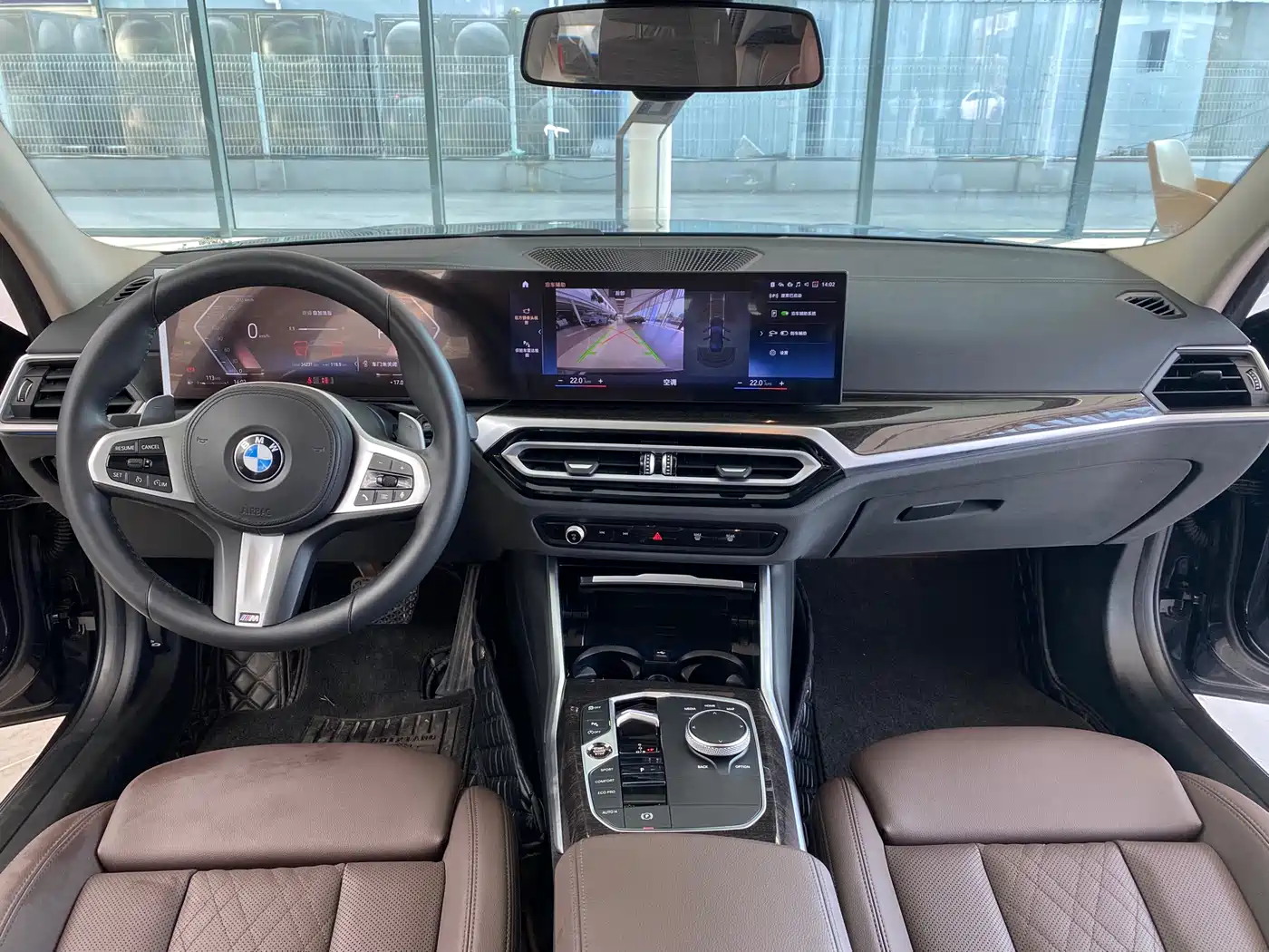 BMW 3 Series 2023 325Li M Sport Package фото 11