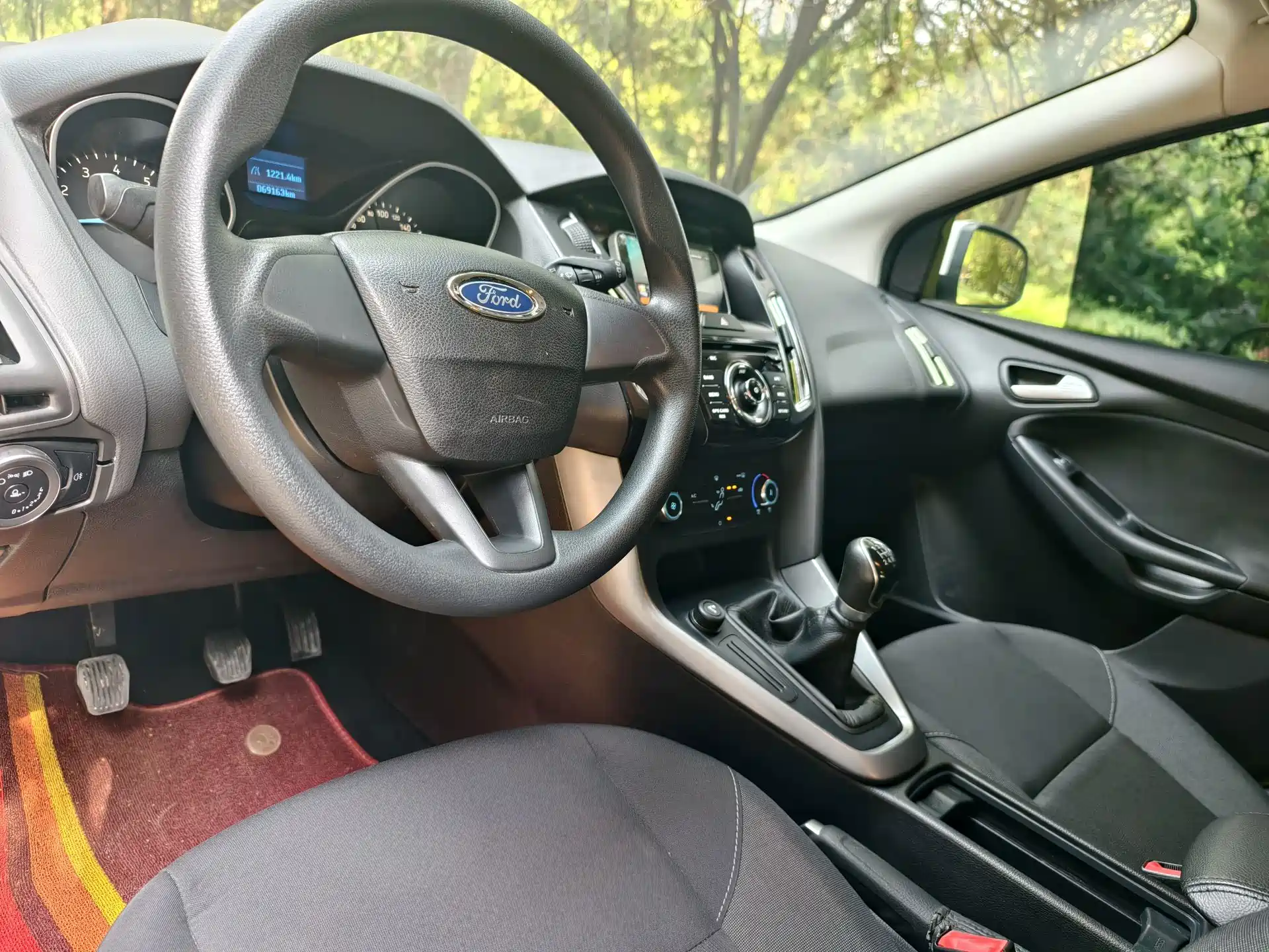 Фото 8 - Ford Focus