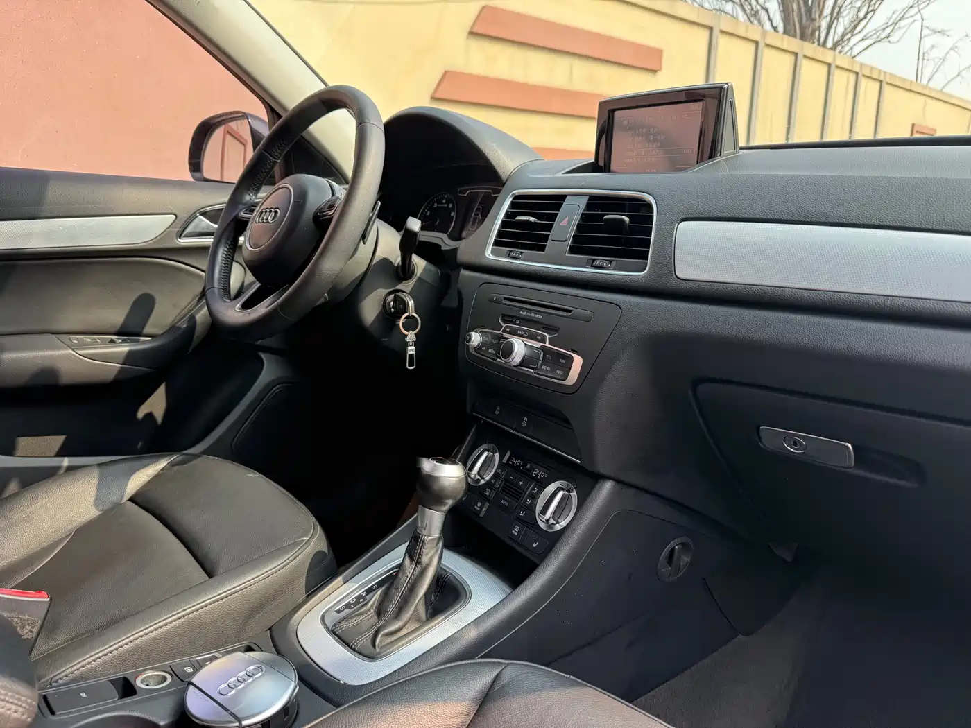Audi Q3 2013 35 TFSI Comfort фото 20