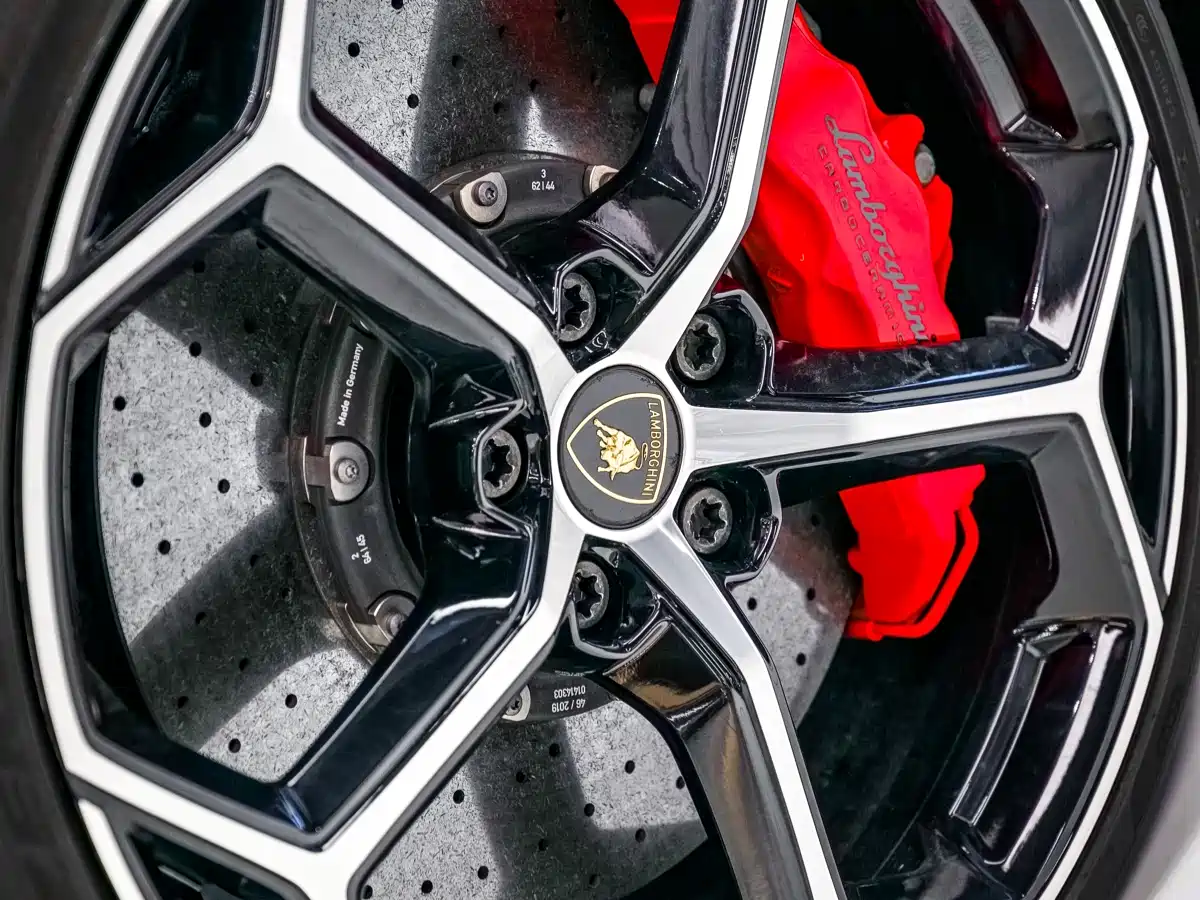 LAMBORGHINI HURACÁN