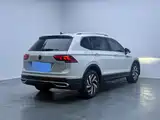 Фото 10 - Volkswagen Tiguan L