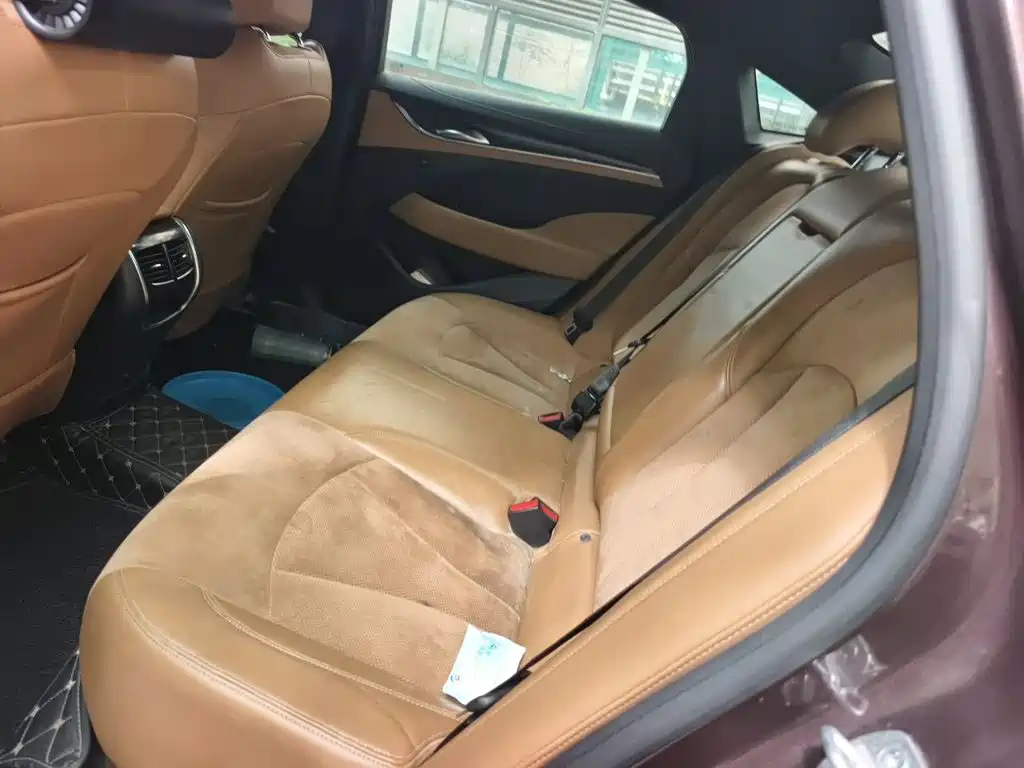 Фото 15 - Buick LaCrosse