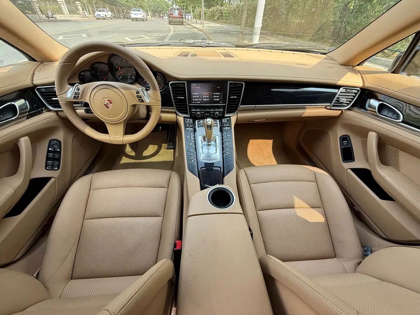 Porsche Panamera 2010 Panamera 3.6L фото 12