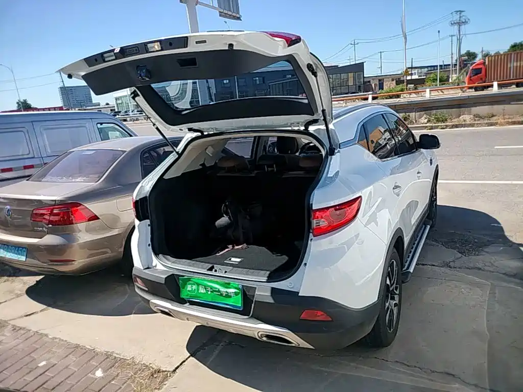 Soueast DX7 2016 2015 1.5T Automatic Luxury