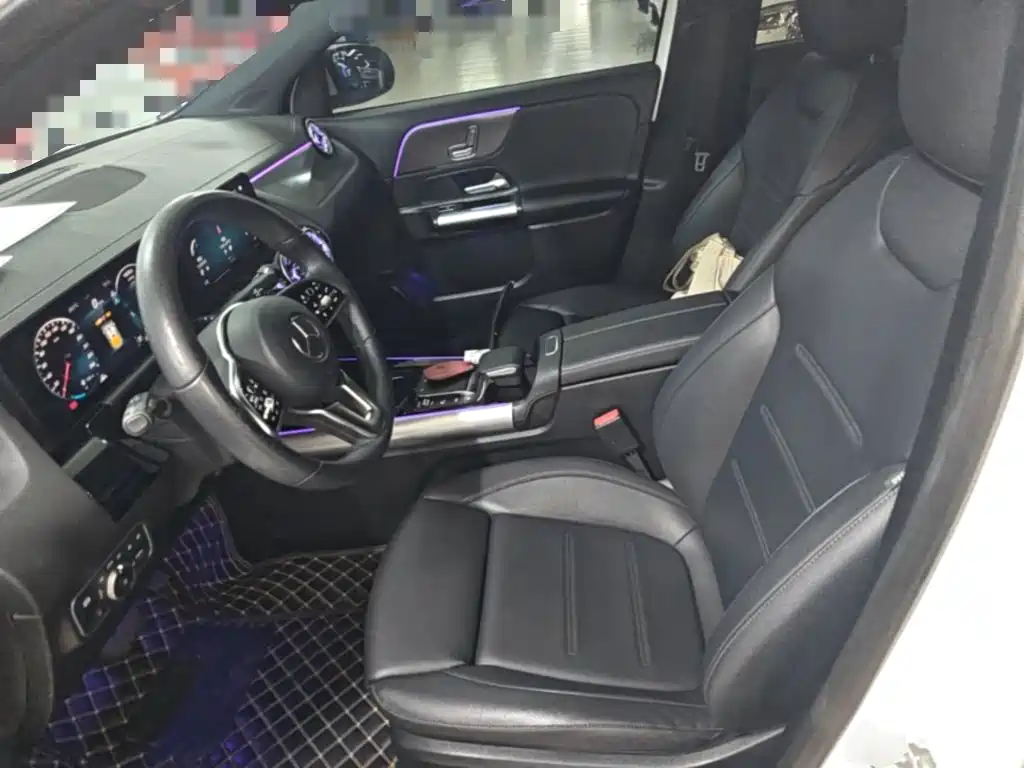 Mercedes-Benz GLA 2023 2023 GLA 220
