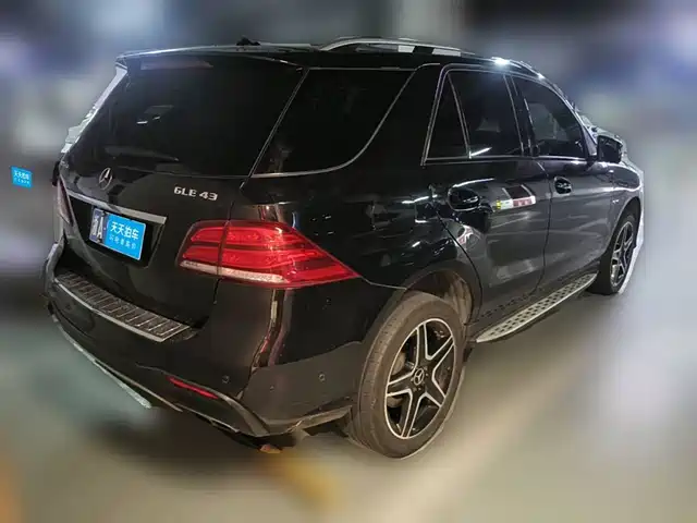 Mercedes-Benz GLE AMG 2017 AMG GLE 43 4MATIC — фото 2