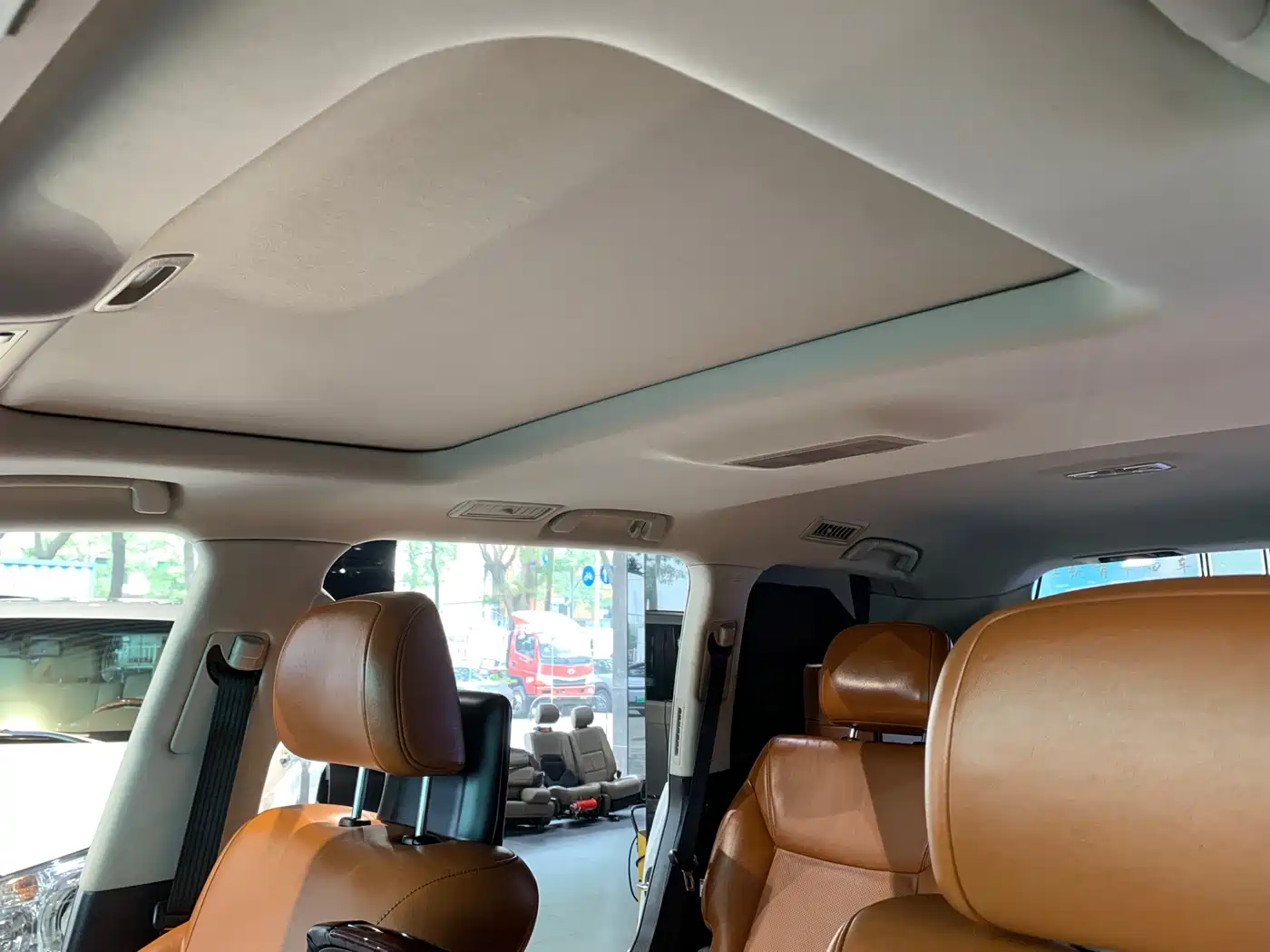Lexus LX 2013 570 фото 17