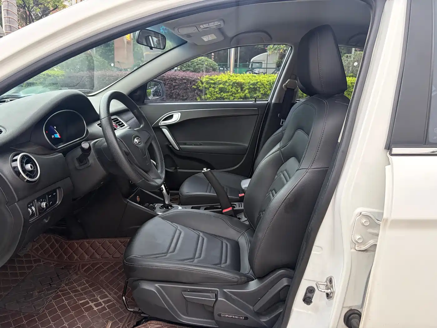 JAC Motors JAC iEVA50 2019 2019 Luxury Smart Edition