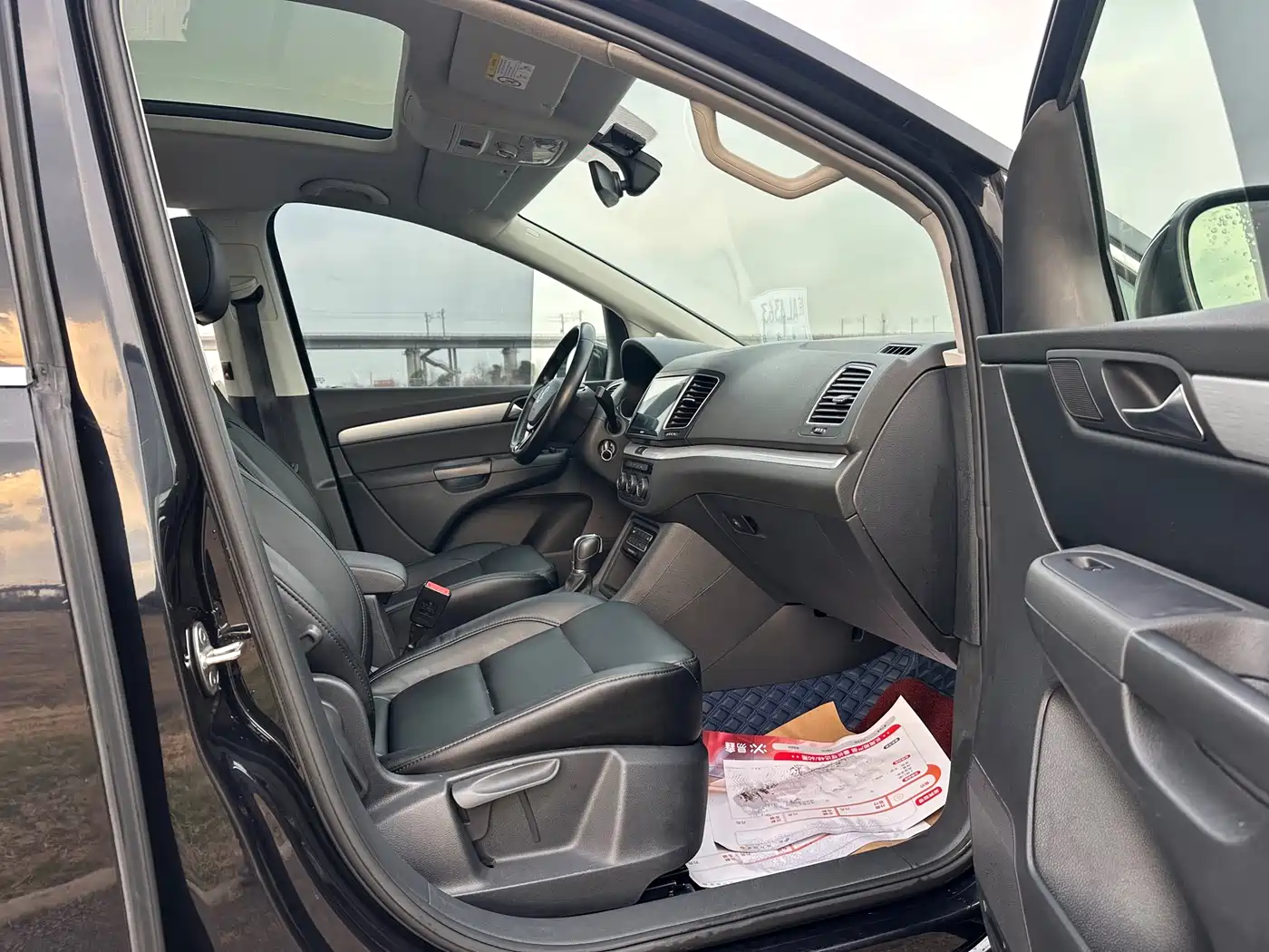 Volkswagen Sharan 2016 380TSI Comfort 7-seater фото 11