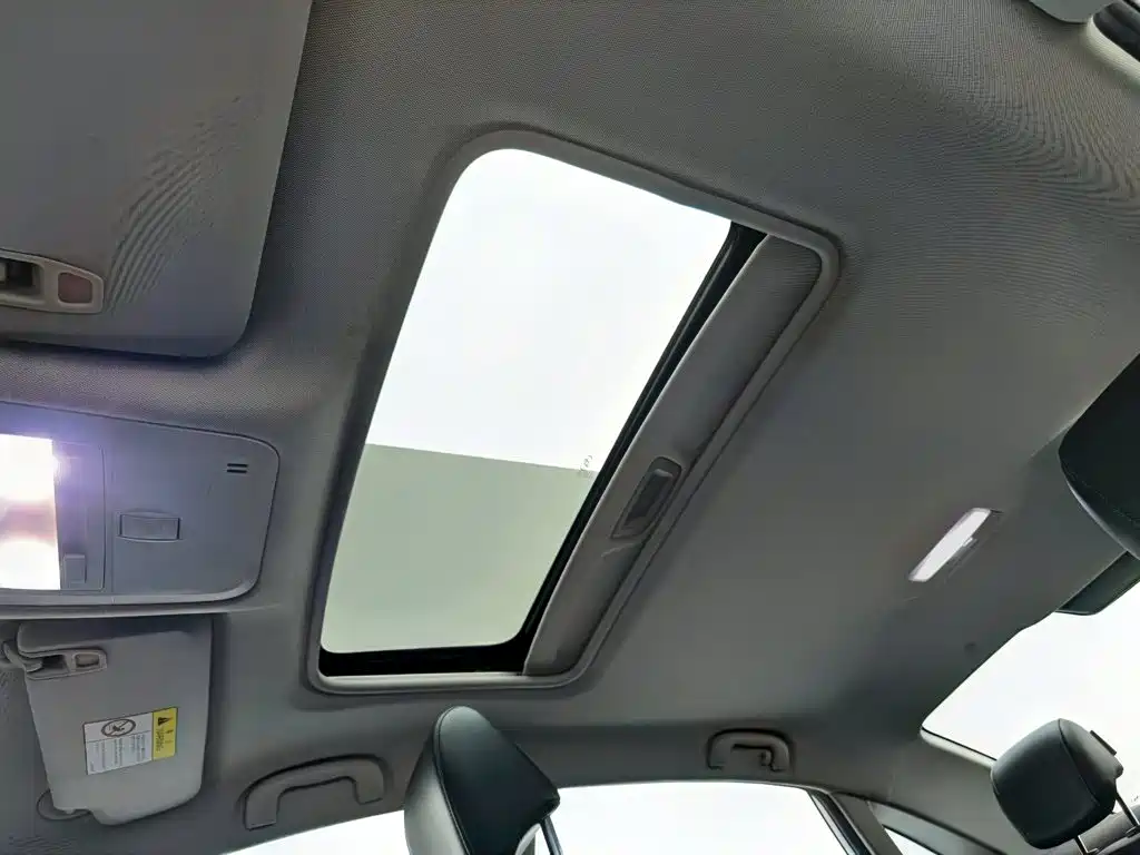 Фото 14 - Buick Excelle