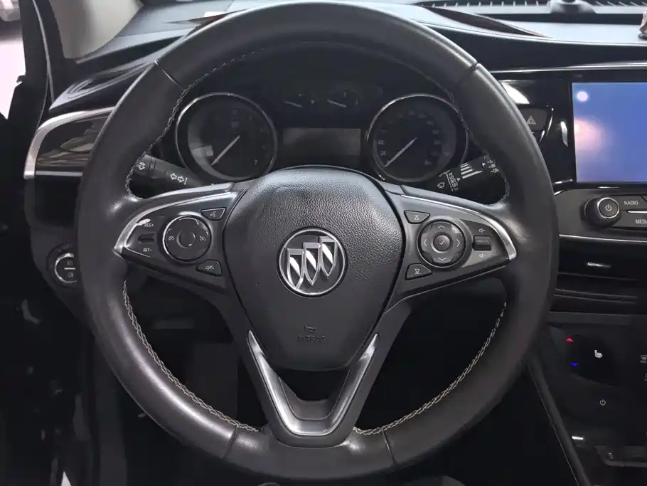 Фото 15 - Buick Envision Plus