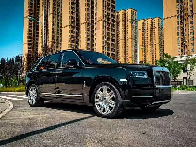 ROLLS-ROYCE CULLINAN
