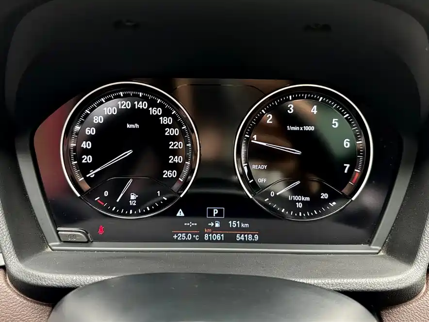 BMW X1 2019 sDrive18Li Premium Model фото 22