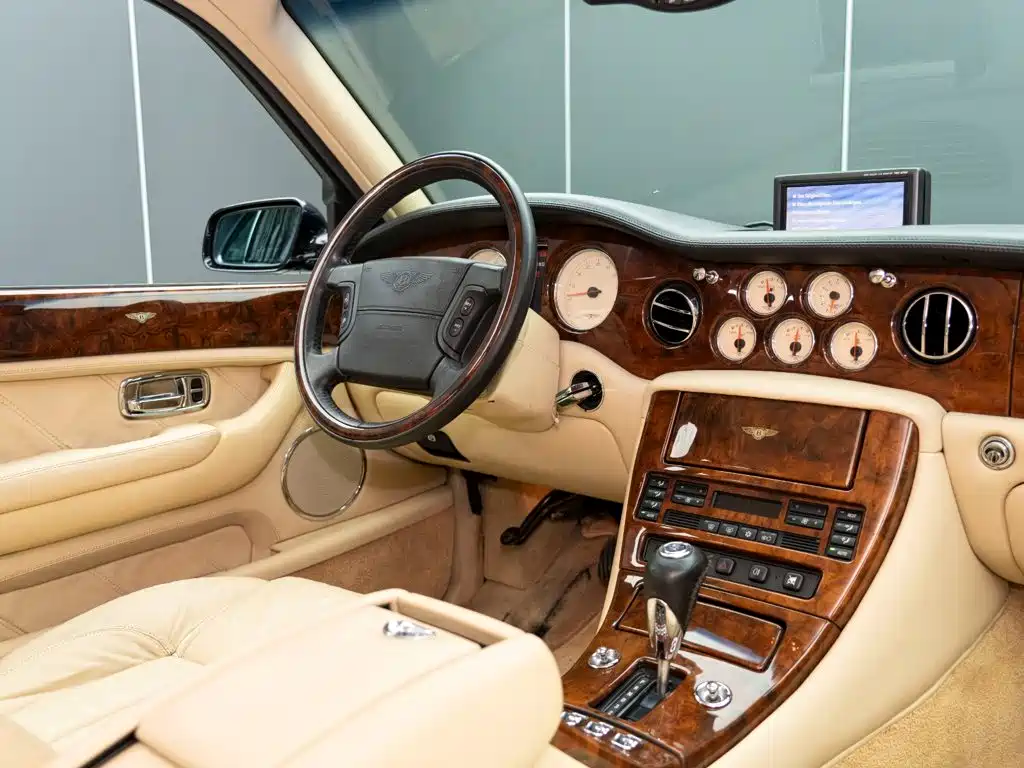 Bentley Arnage 2004 2005 Model R 6.8T