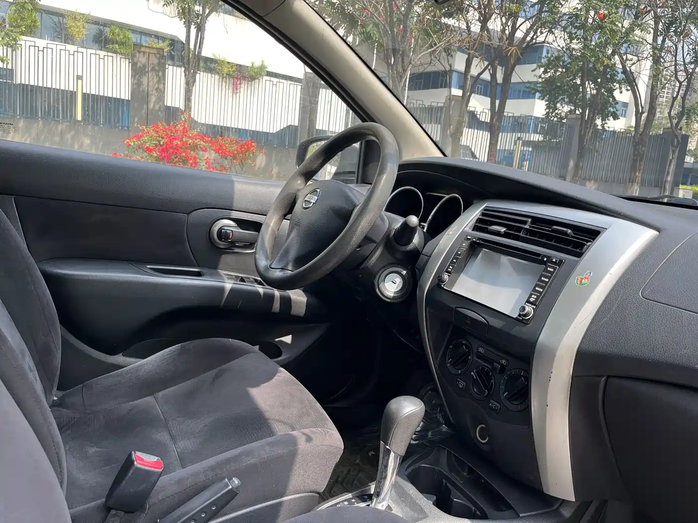 Nissan Livina 2013 2013 1.6XE CVT Comfort