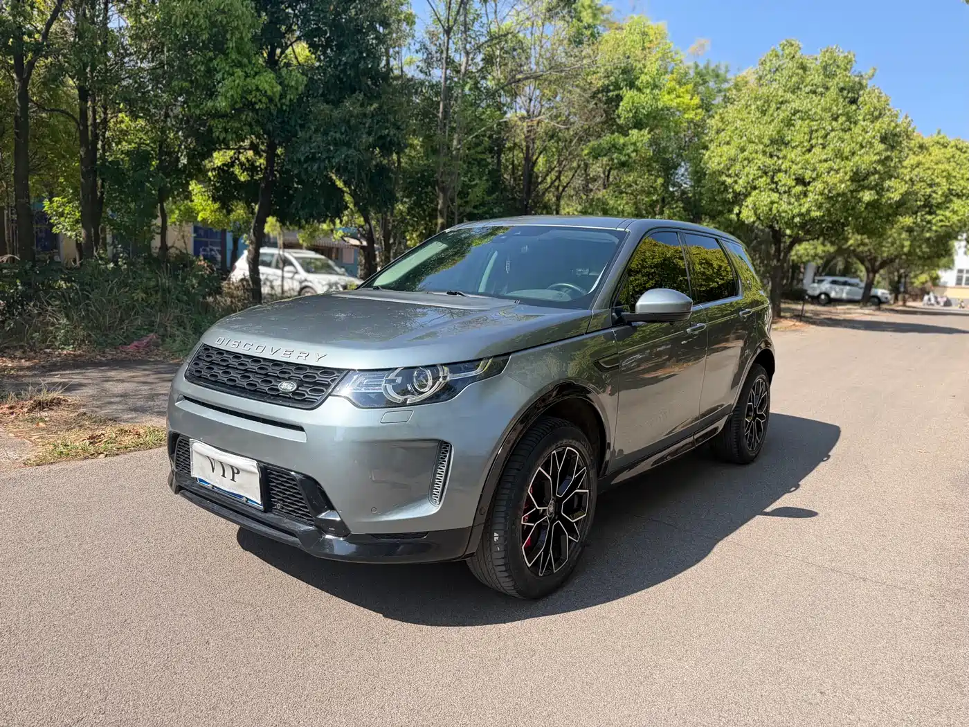 Land Rover Discovery Sport 2018 240PS SE Edition фото 3