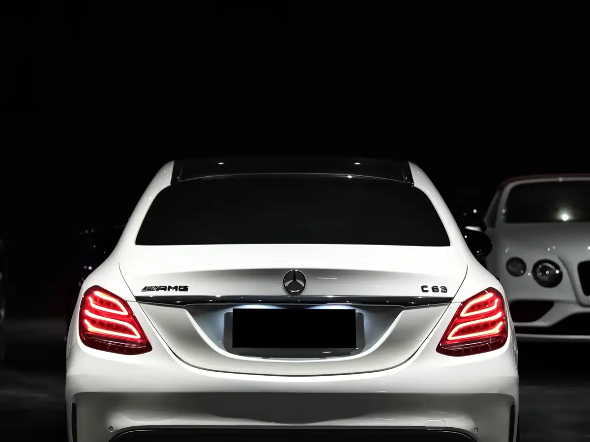 Mercedes-Benz C-Class AMG 2015 AMG C 63 фото 3