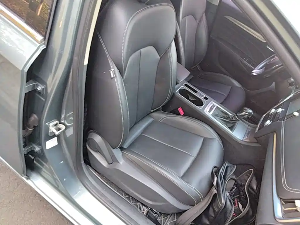 Roewe i6 2019 2018 20T Automatic Flagship Edition