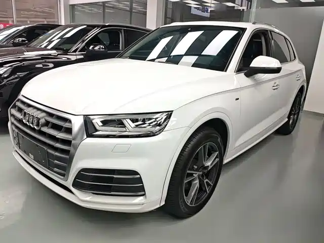 Audi Q5L 2019