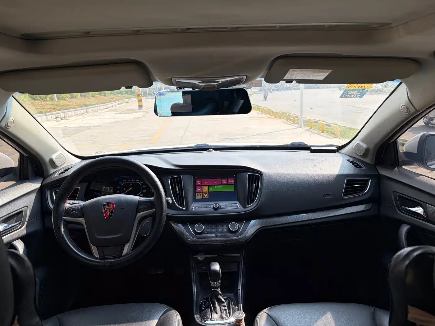Roewe 360 2017 2017 1.5L Auto Luxury Edition