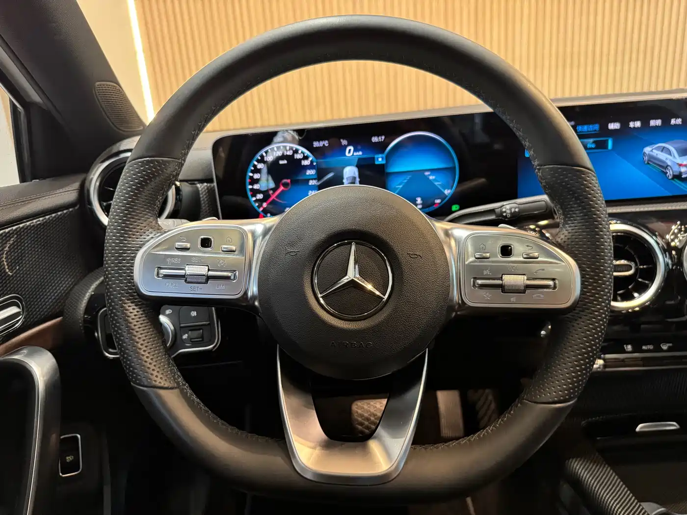 Mercedes-Benz A-Class 2019 A 200 L Sport Sedan фото 8