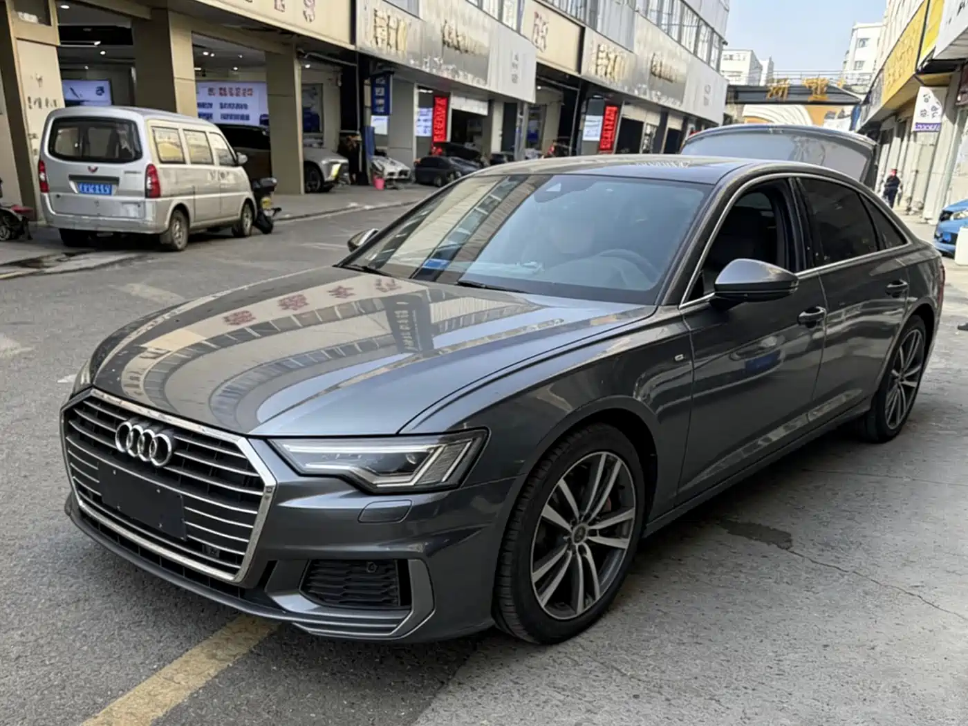 Audi A6L 2021 40 TFSI Luxury Sport