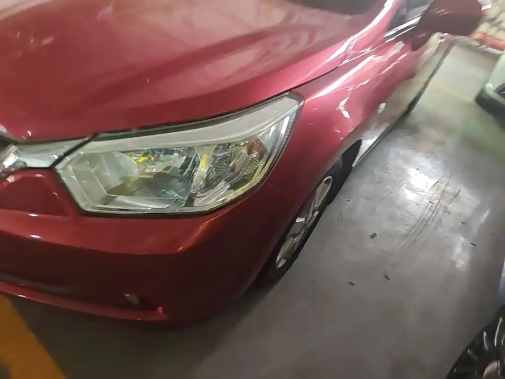 Venucia R50 2014 2013 1.6L Automatic Luxury Edition