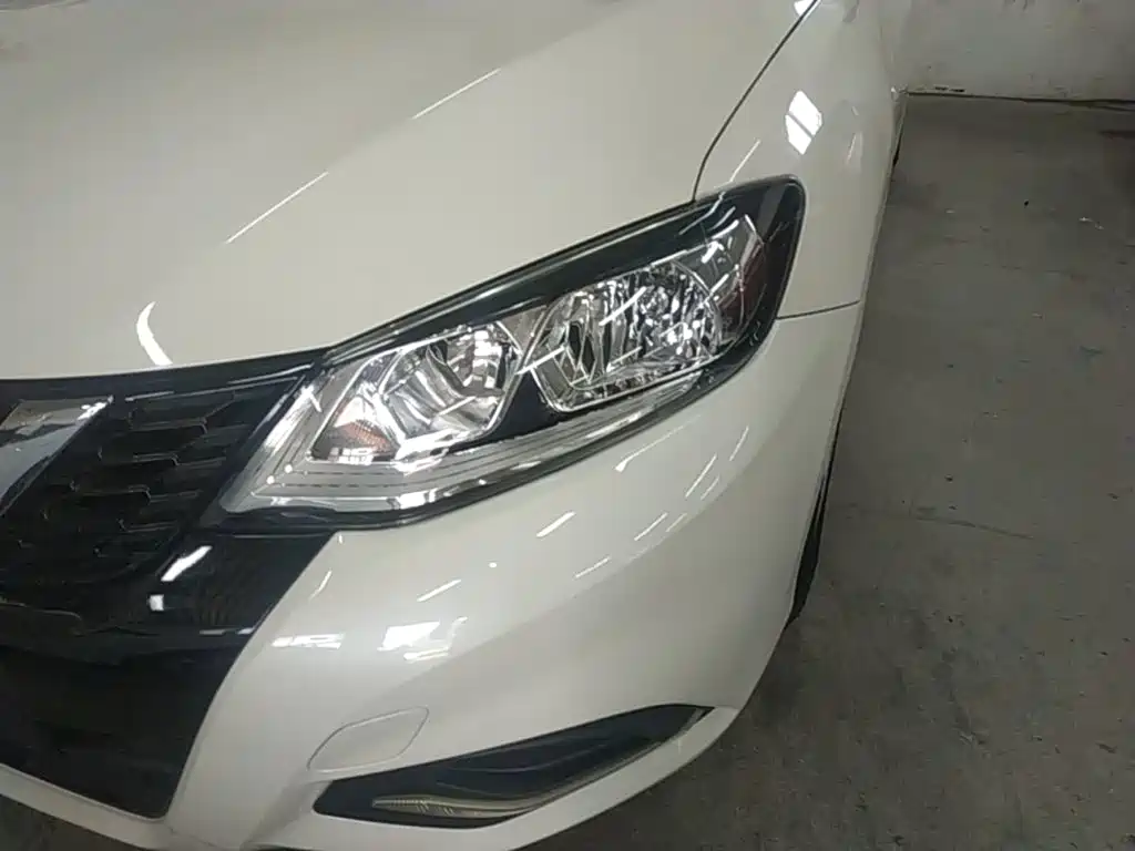 Nissan Tiida, миниатюра 24