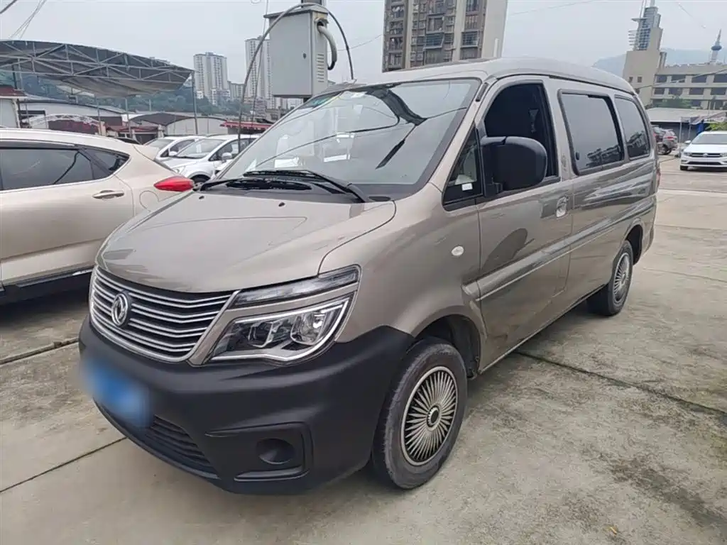 Dongfeng Fengxing Lingzhi 2020 M5 1.6L Utility