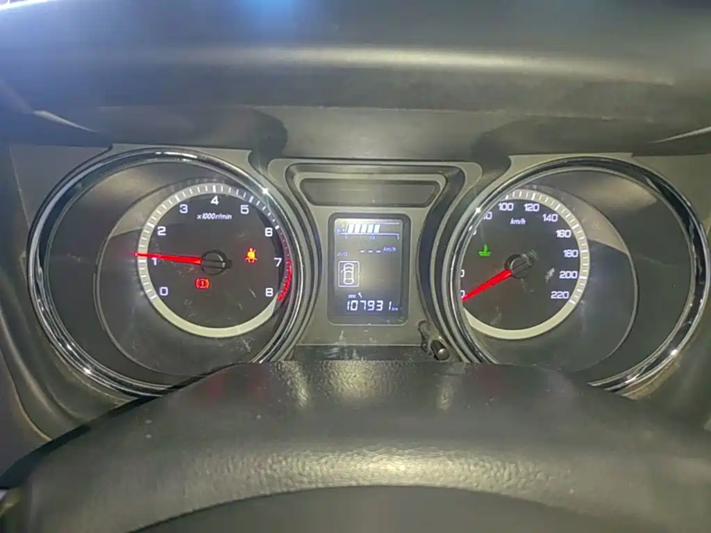 Dongfeng Aeolus Dongfeng Fengshen A60 2016 2016 Model 1.5L Manual Luxury