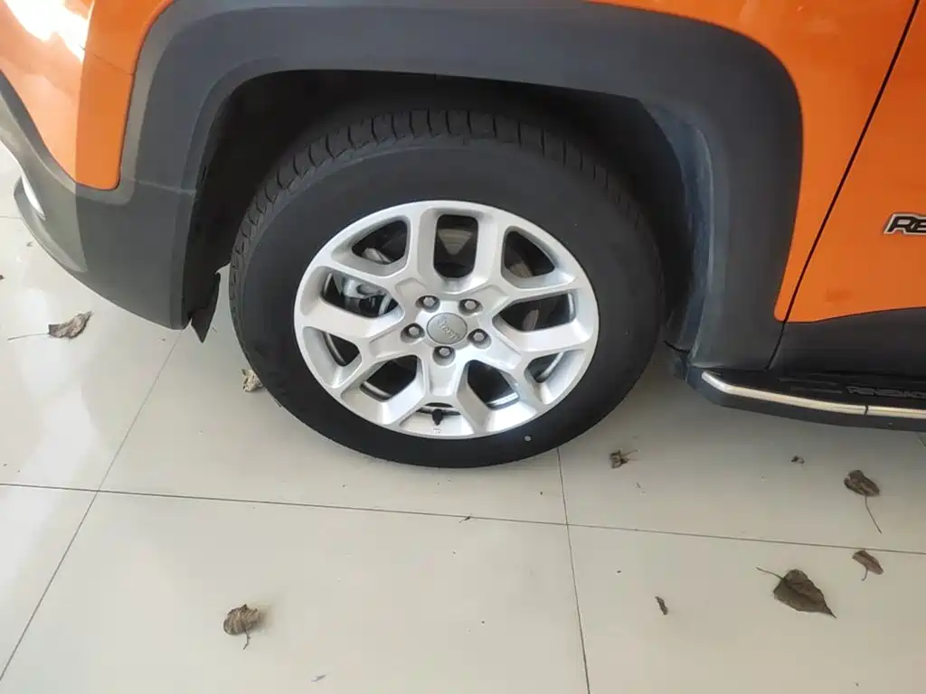 Jeep Renegade 2019 2018 Connected Large Screen Edition 180T Automatic Power