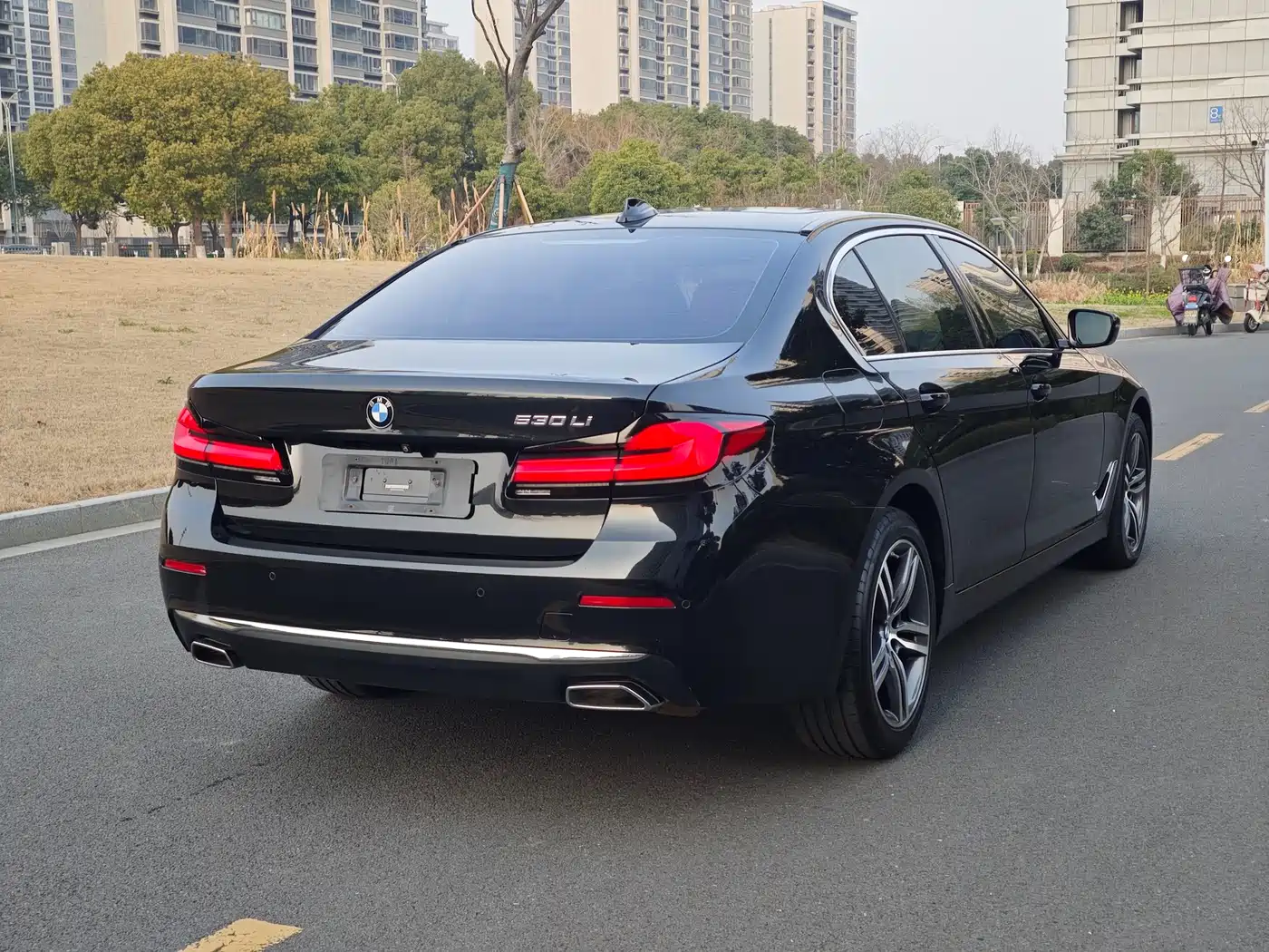 BMW 5 Series 2021 530Li Leading Luxury Package фото 22