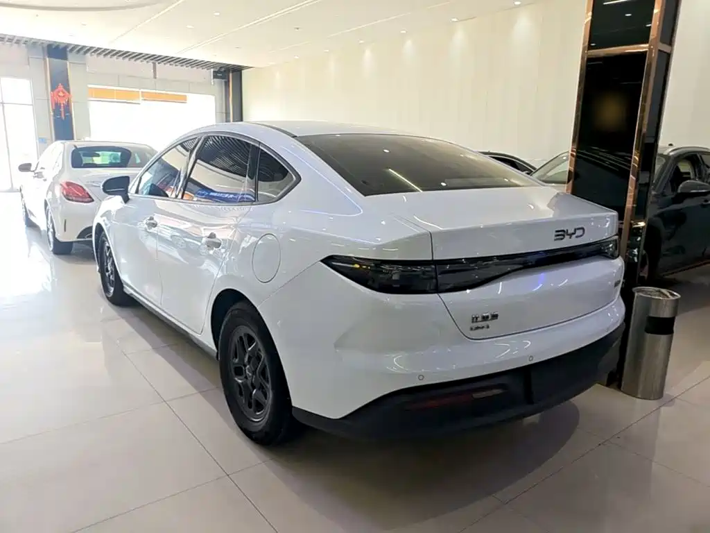 BYD Seal 05 2025 2025 DM-i Smart Drive Edition 55KM Luxury