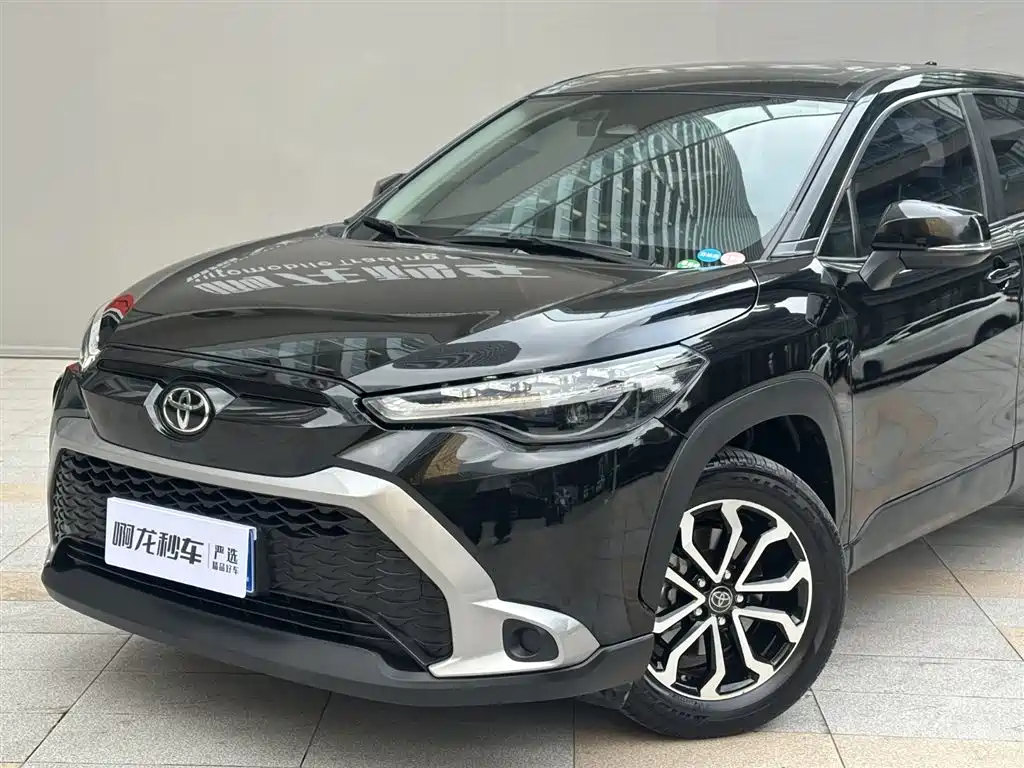 Toyota Frontlander 2023 2.0L CVT Luxury Edition фото 21