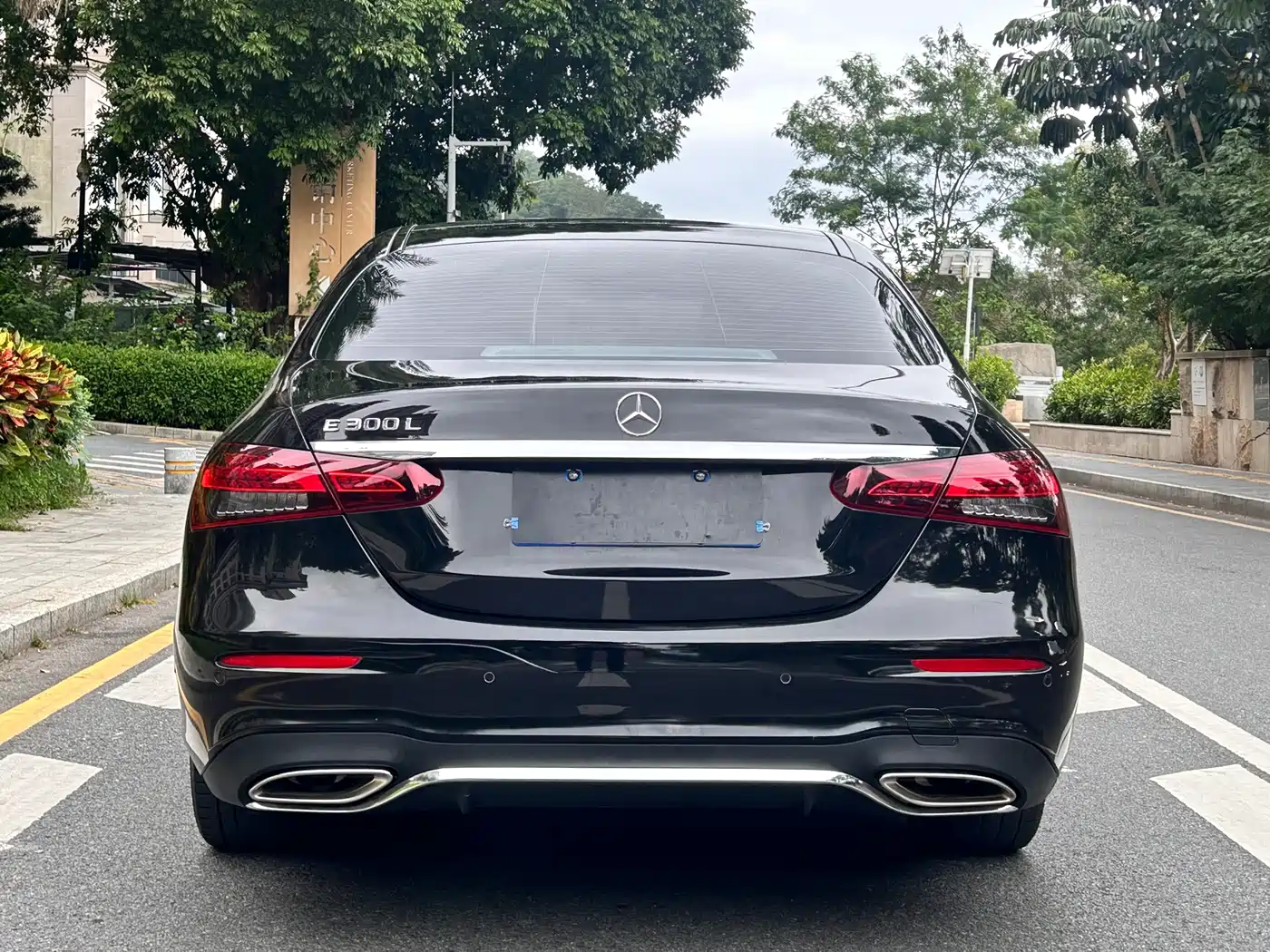Mercedes-Benz E-Class 2021 E 300 L Fashion фото 5