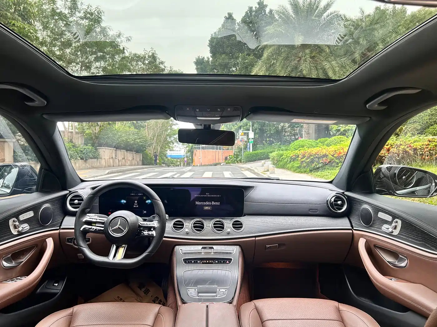 Mercedes-Benz E-Class 2021 E 300 L Fashion фото 14