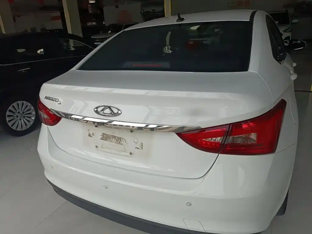 Фото 6 - Chery Arrizo 5