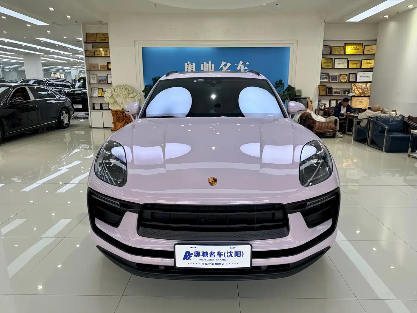 Porsche Macan 2025 Macan 2.0T Dream Chaser Edition фото 2